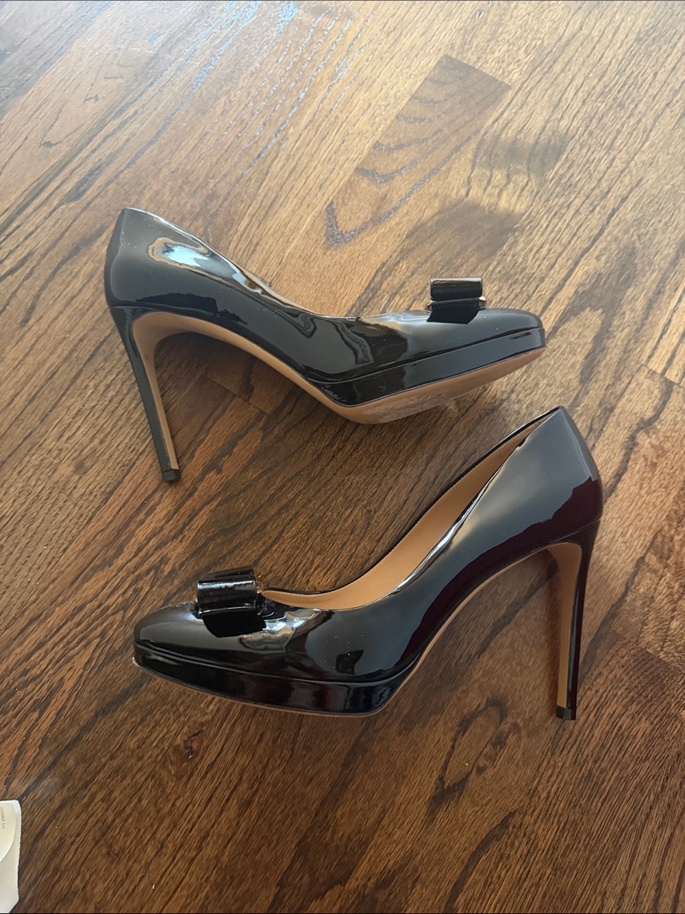 Salvatore Ferragamo Black Patent Vara Bow Pumps with Gold Plaque Accent - Picture 3 of 8